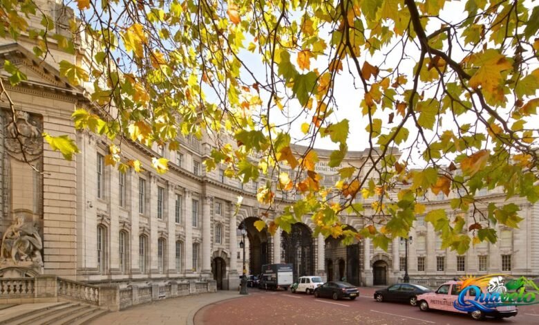 St James's Street